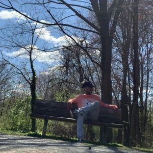 Meet your Posher, Sam